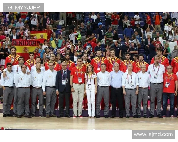 2016年奥运会美国男篮与西班牙的激烈对决回顾与精彩瞬间分析